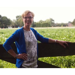 Ina van Slooten, secretariaat